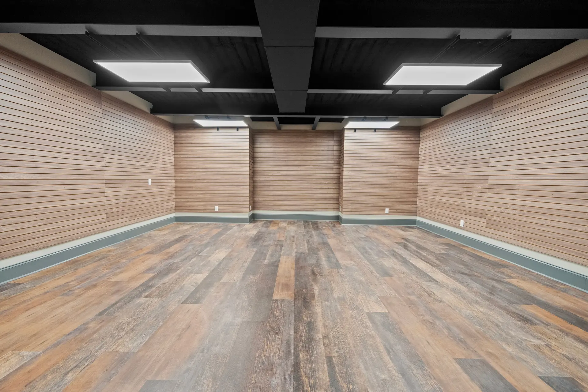 Cabins & Specialty Builds