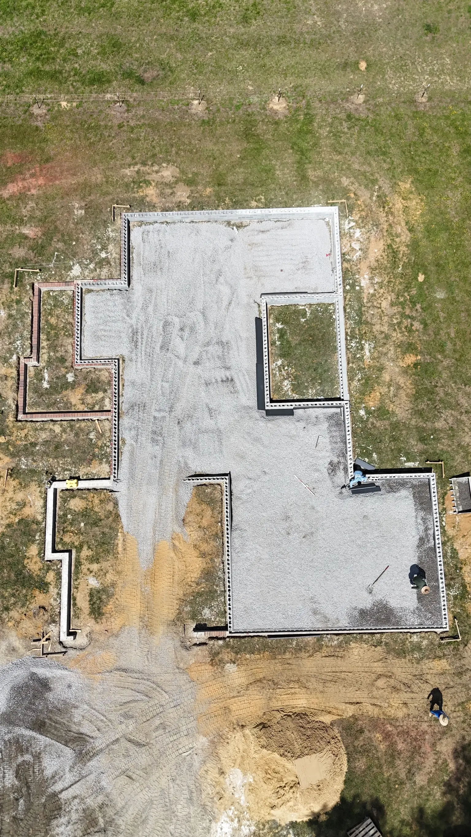 Carlyle Residence — photo 6
