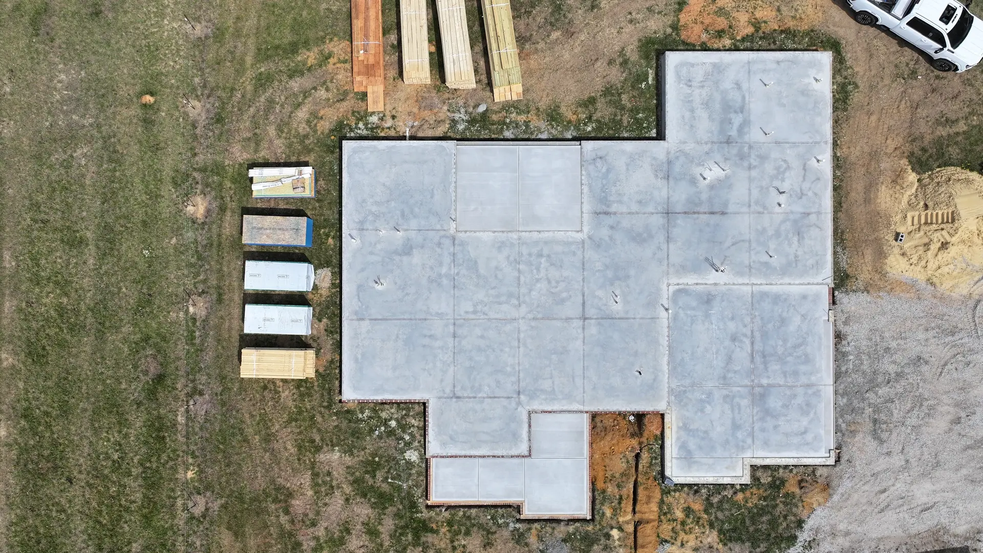 Carlyle Residence — photo 8